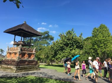 Group of people traveling outdoors | Santosh Yoga Institute in Salt Lake City, UT