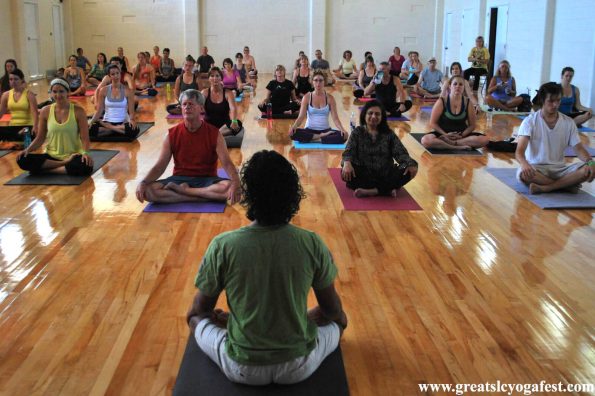 Group of people taking yoga training sessions | Santosh Yoga Institute in Salt Lake City, UT